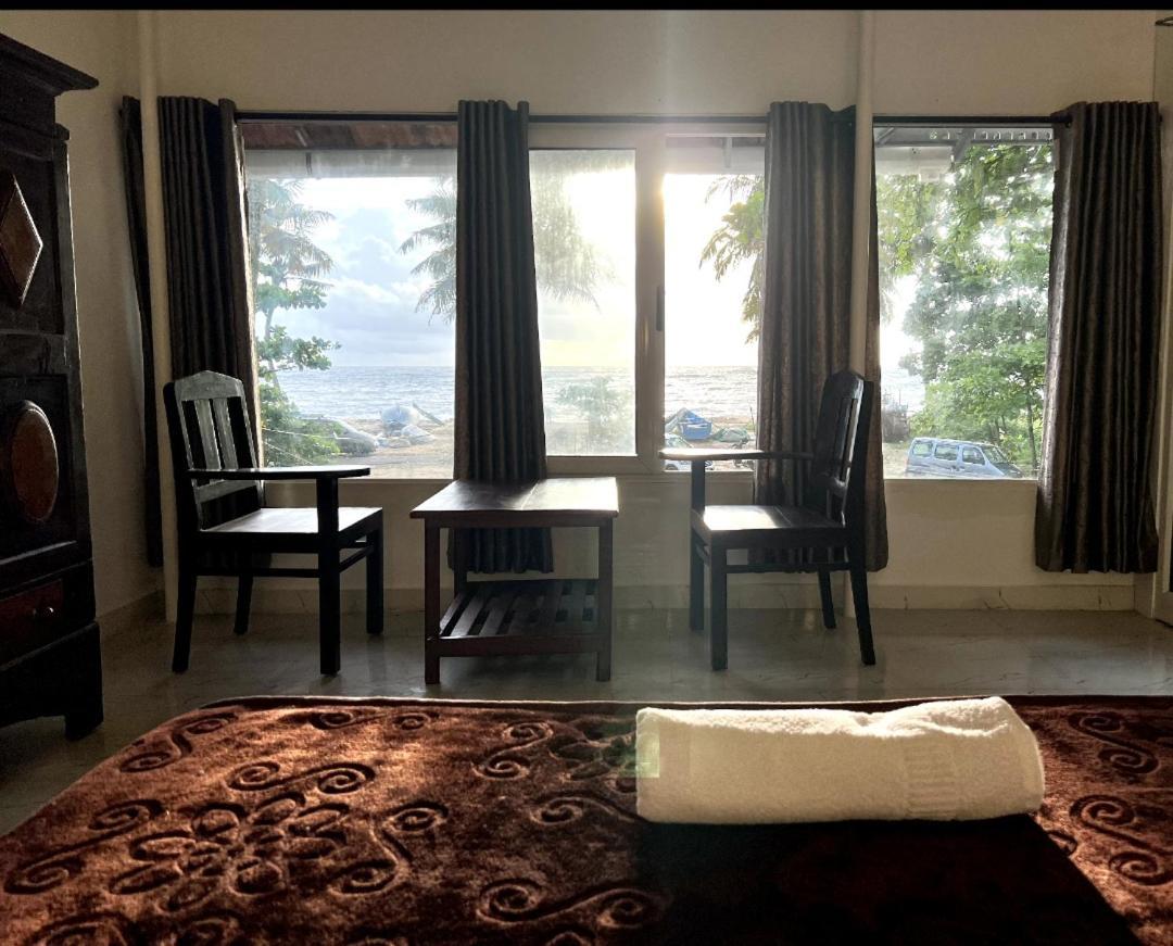 Marari Blue Whale Beach House Alappuzha 外观 照片