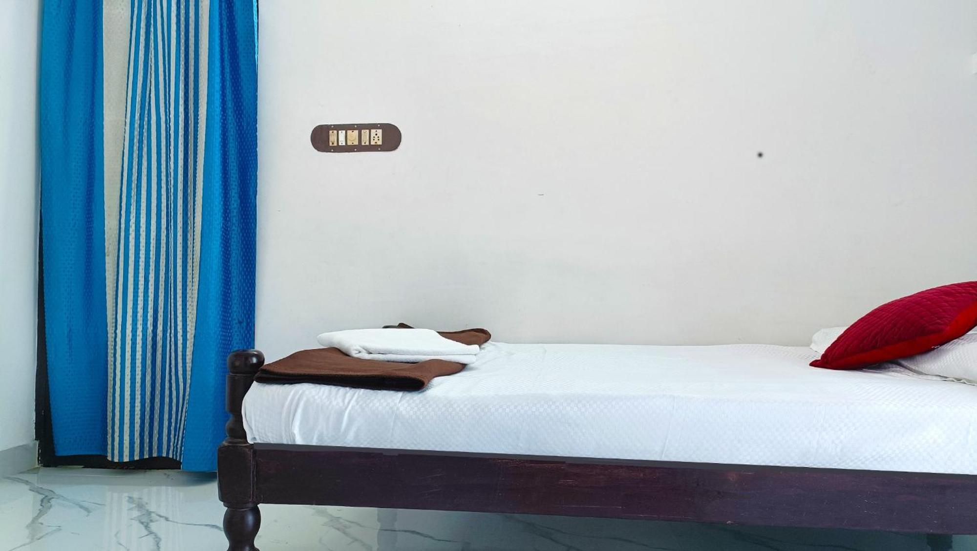 Marari Blue Whale Beach House Alappuzha 外观 照片
