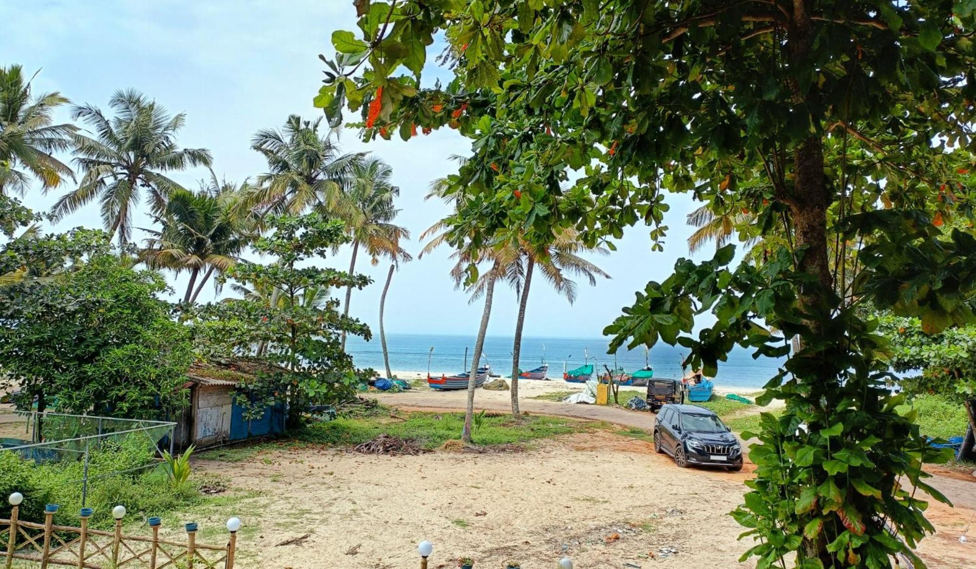 Marari Blue Whale Beach House Alappuzha 外观 照片